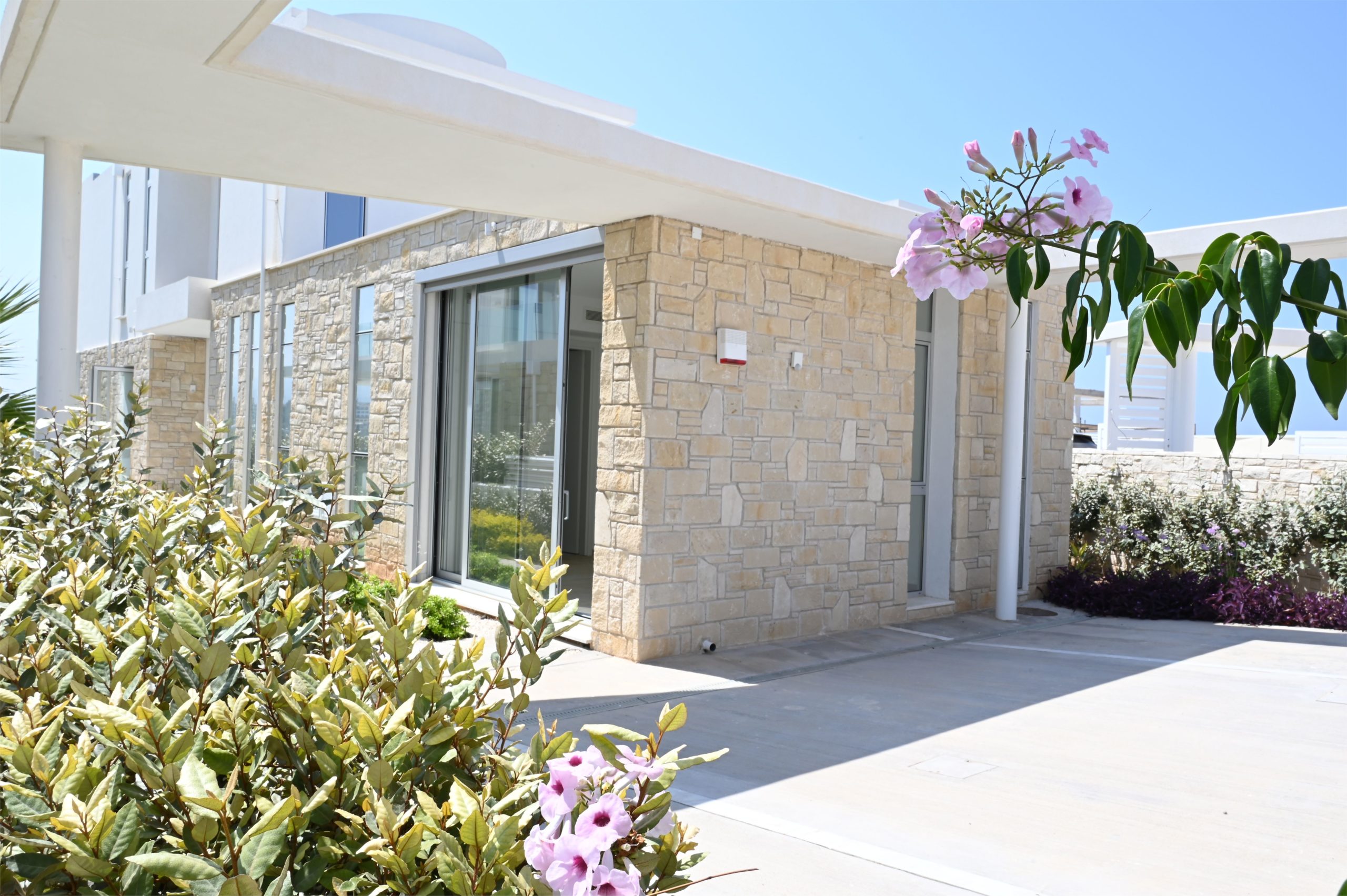 Image of Villa - 4 Bedrooms - 4 Bathrooms for Sale in Paphos-Cyprus, Image 8