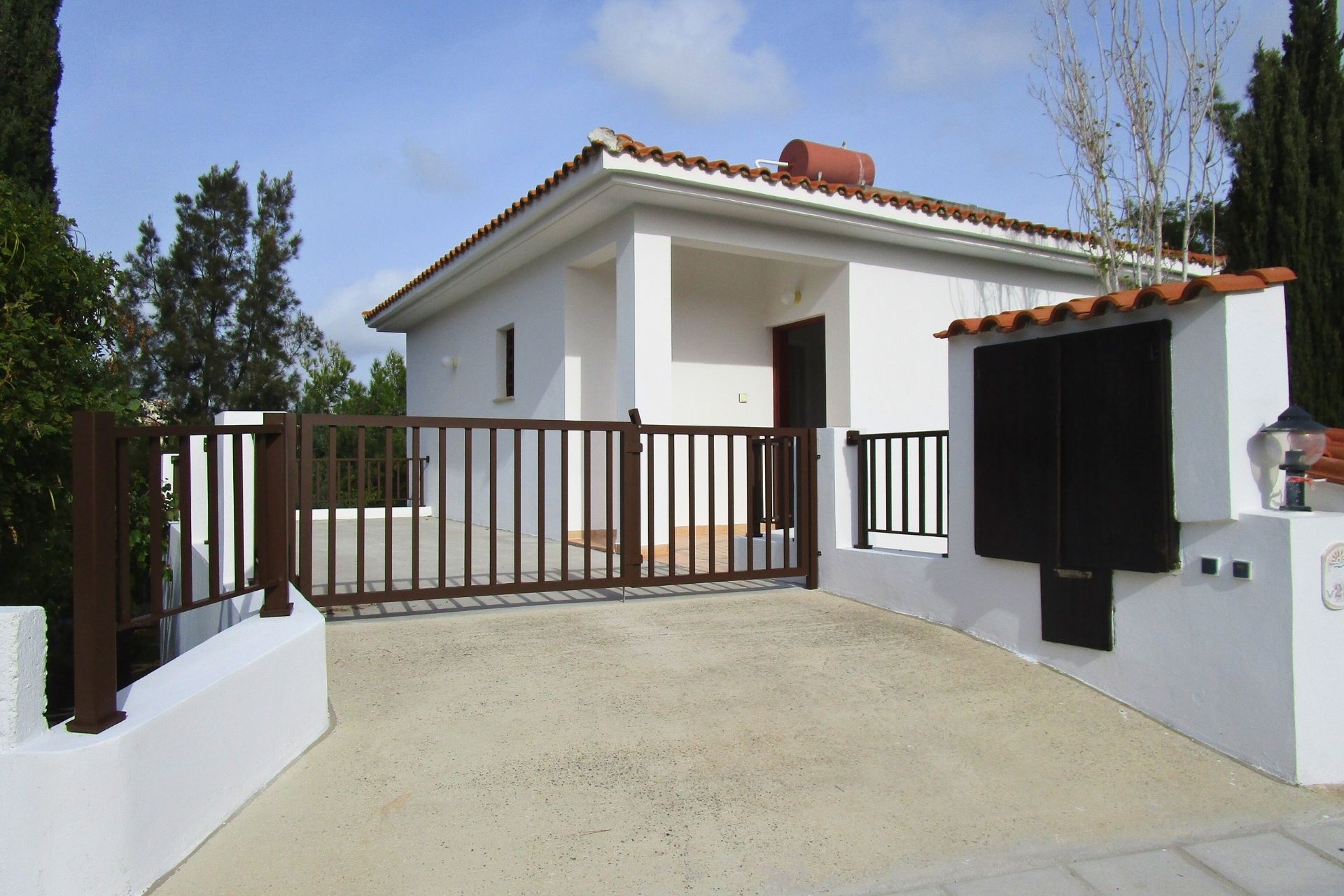 Image of Villa - 3 Bedrooms - 3 Bathrooms for Sale in Limassol-Cyprus, Image 2