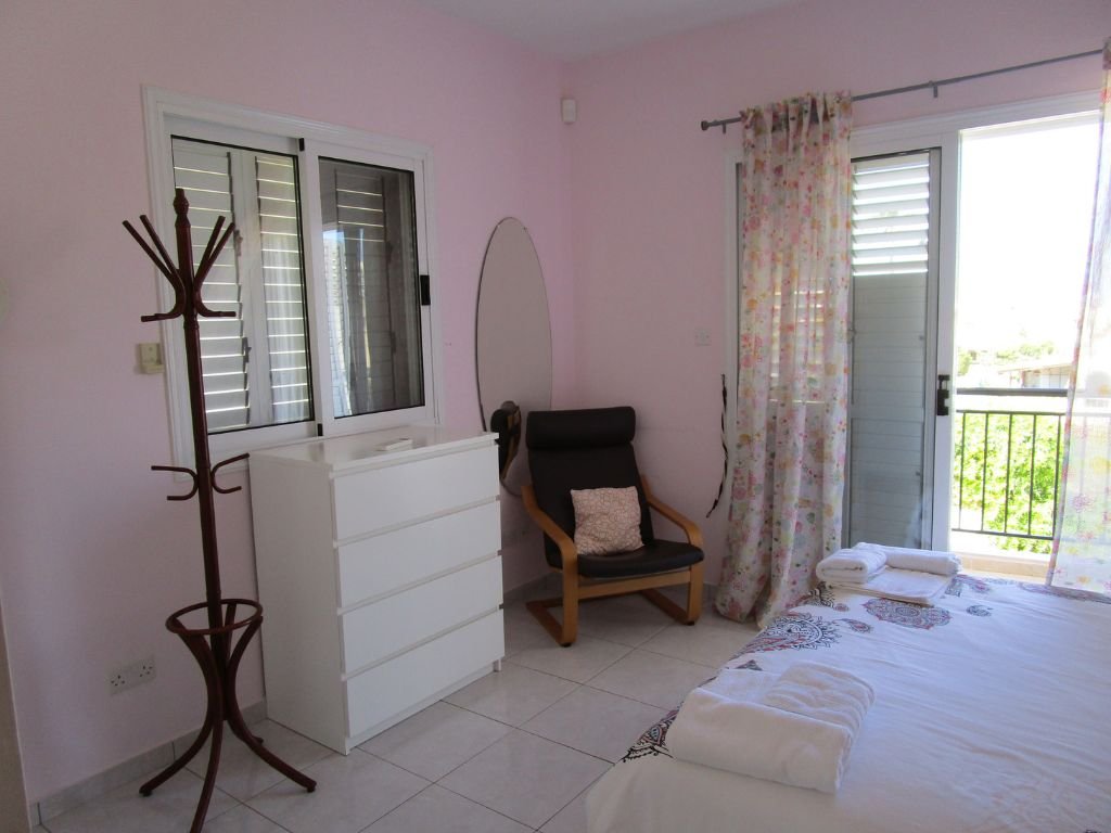 Image of Semi-Detached House - 2 Bedrooms - 1 Bathrooms for Rental in Paphos-Cyprus, Image 8