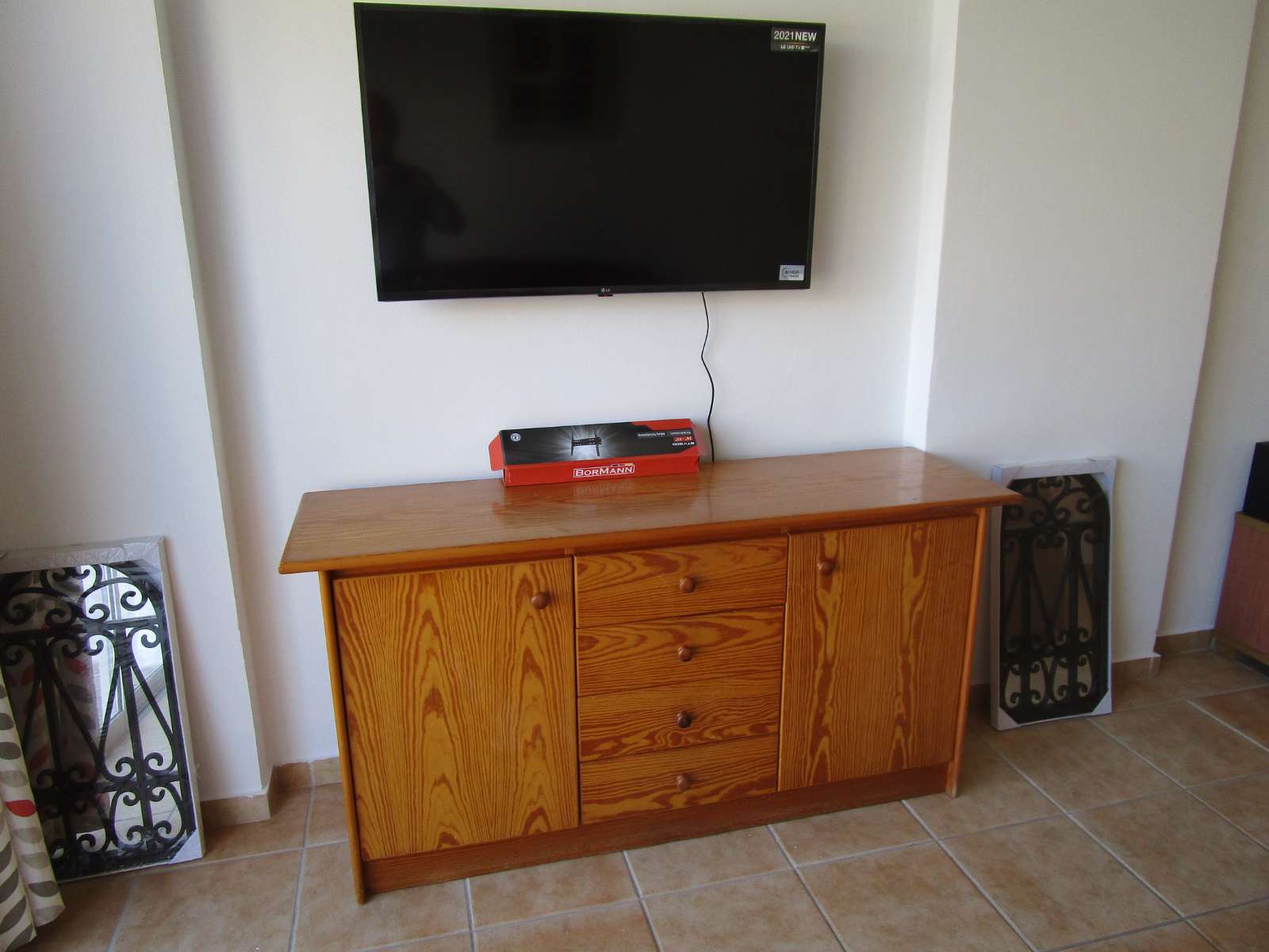 Image of Apartment - 2 Bedrooms - 1 Bathrooms for Rental in Paphos-Cyprus, Image 2