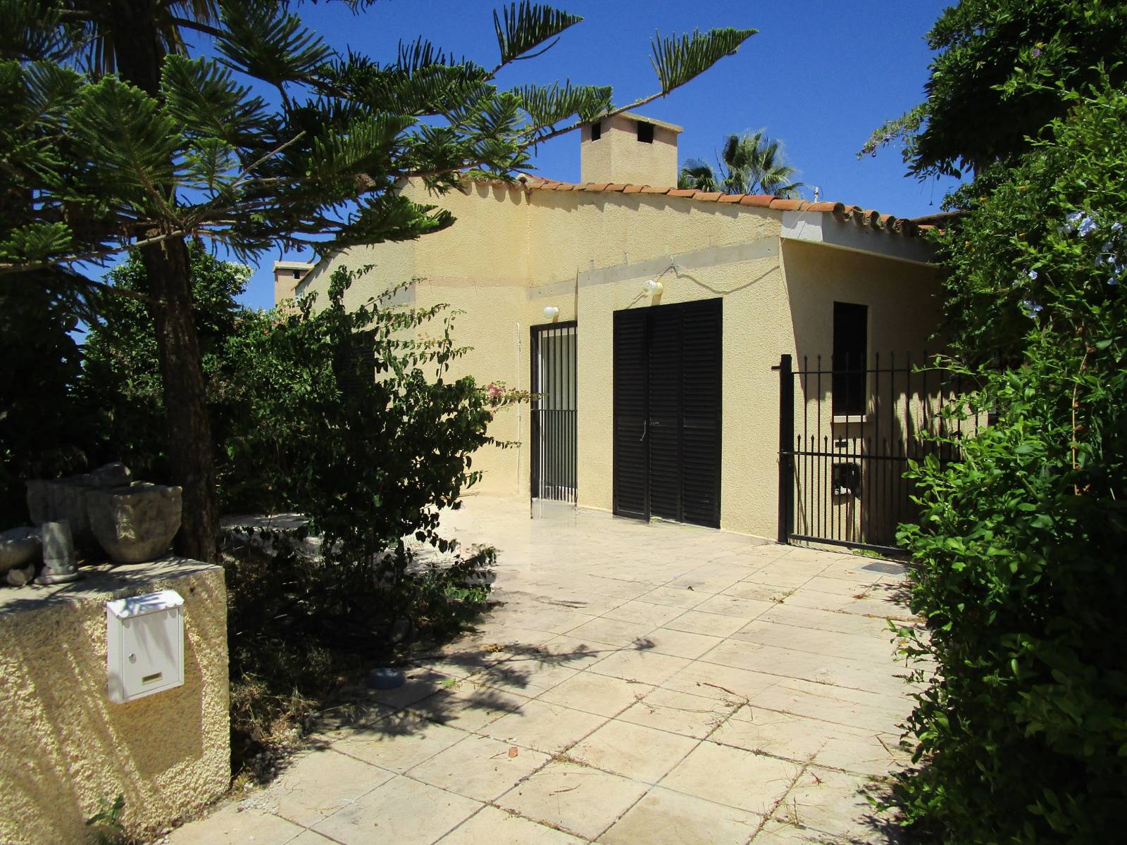 Image of Villa - 2 Bedrooms - 1 Bathrooms for Rental in Paphos-Cyprus, Image 2