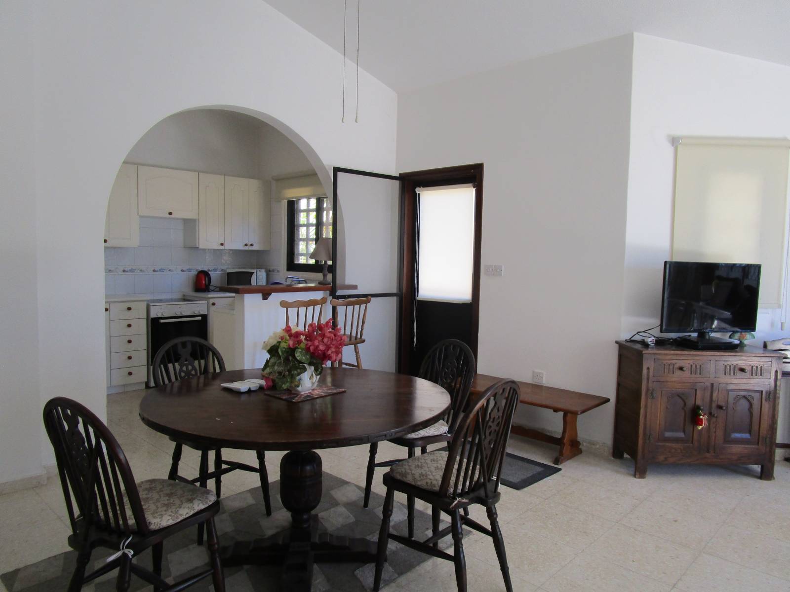 Image of Villa - 2 Bedrooms - 1 Bathrooms for Rental in Paphos-Cyprus, Image 4