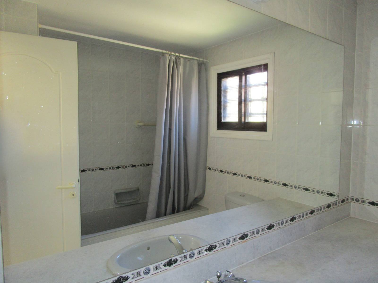 Image of Villa - 2 Bedrooms - 1 Bathrooms for Rental in Paphos-Cyprus, Image 5