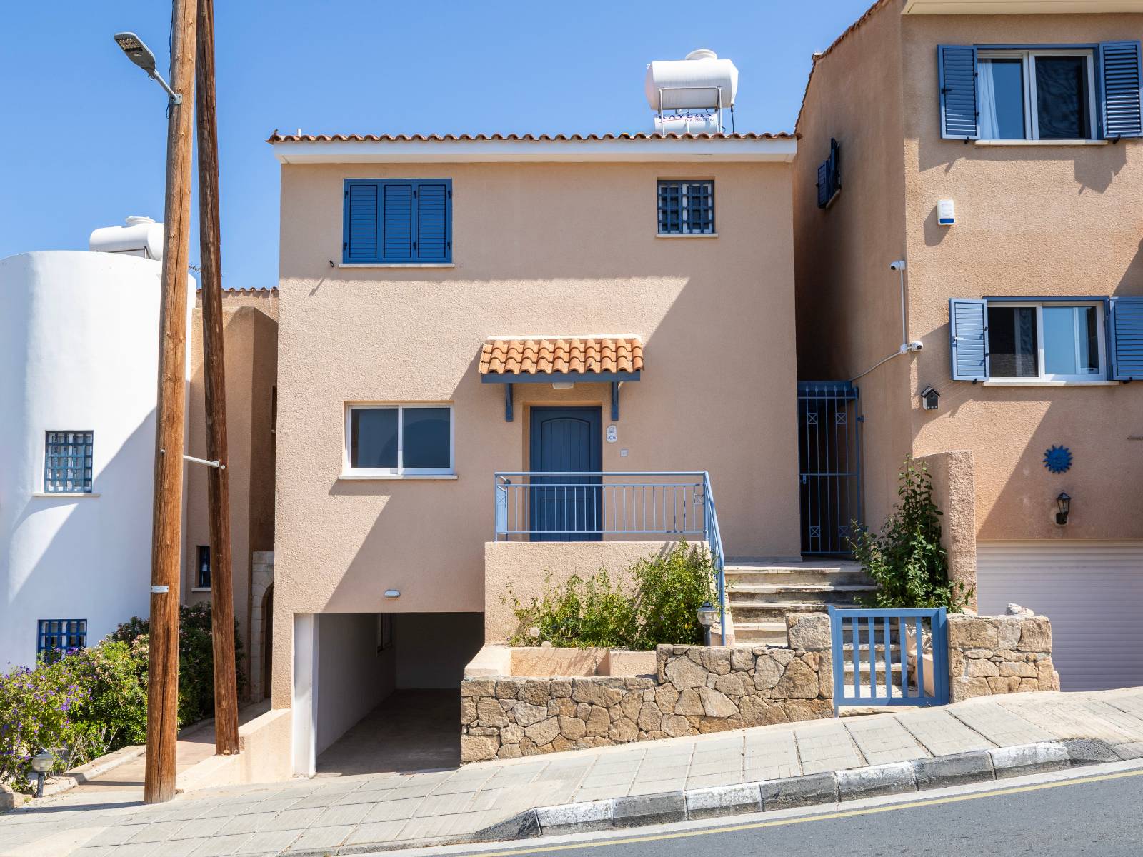 Image of Townhouse - 3 Bedrooms - 3 Bathrooms for Sale in Paphos-Cyprus, Image 1