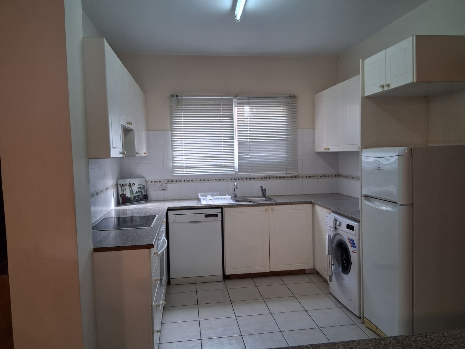  Image of Villa - 3 Bedrooms - 3 Bathrooms for property for Rent in Paphos-Cyprus, Image 6