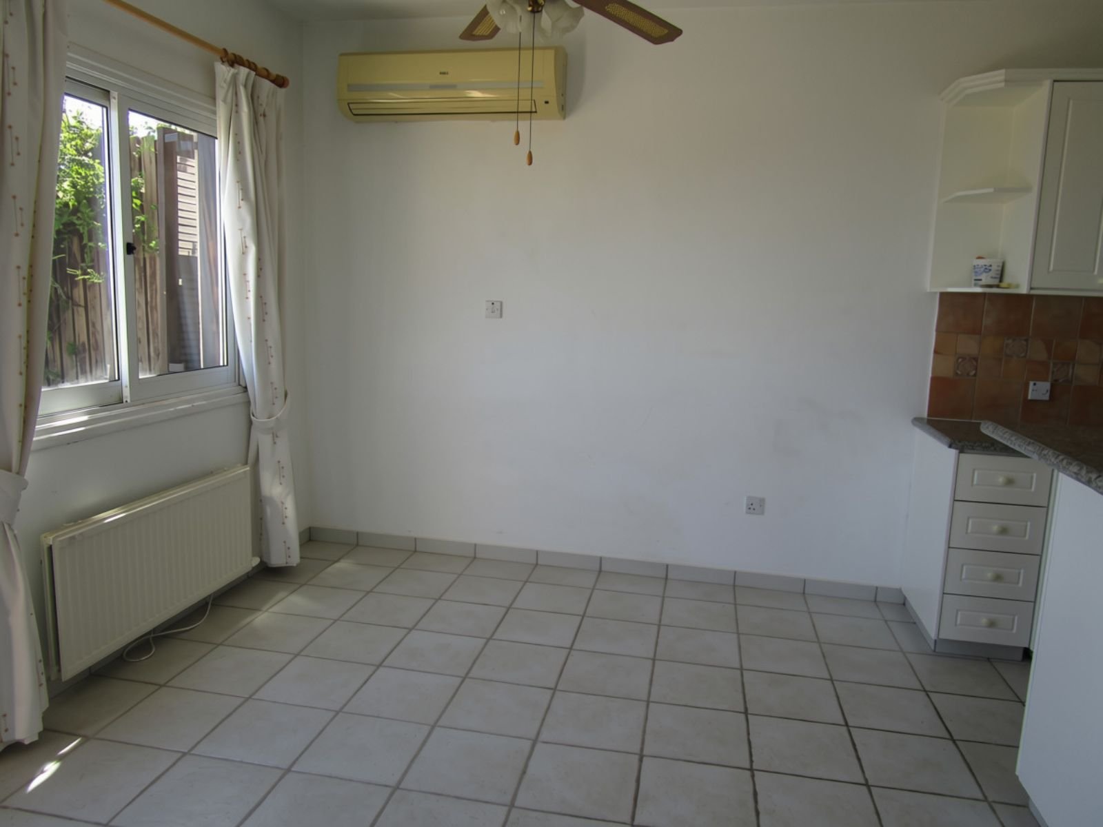 Image of Villa - 2 Bedrooms - 2 Bathrooms for Rental in Paphos-Cyprus, Image 5
